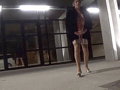 Anal, Grosse bite, Jeunes transsexuelles thaïlandaises, Lingerie, De plein air, Transsexuelle, Jarretelles, Jouets