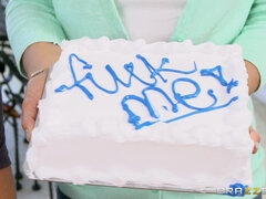 Avsugning, Brunett, Hd, Kök, Milf, Mamma, Party