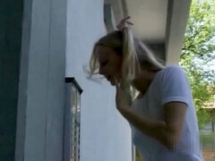 Sperma in mond, Buiten, Klein, Tiener, Tieten likken