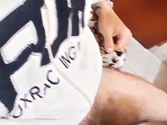 Enthousiasteling, Lieveling, Pijpbeurt, Sperma shot, Masturbatie, Moeder die ik wil neuken, Tatoeage, Vrouw