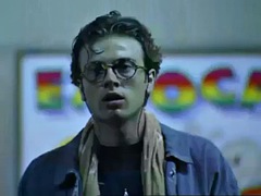 Italiener, Offentlig