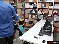 Stor kuk, Hårig, Liten och nätt, Fitta, Verklighet, Skriker, Tonåring, Tuttar