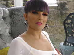 Dildo, Hd, Masturbácia, Milf  mčbp, Vyzlečené, Drobunké, Sólo, Strip