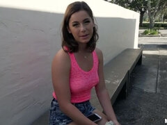 Americkej, Zadok, Z pohľadu účastníka, Na verejnosti, Pička, Krátke vlasy, Tetovanie, Kozičky