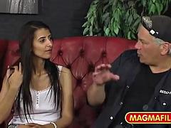 69, Amatéri, Kuřba, Nemecké, Výprask, Vychudnutá, Fajčenie, Kozičky