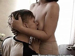 Hochschule, Spermaladung, Aufs gesicht abspritzen, Reif, Milf, Mutti