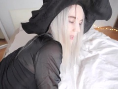 Amatéri, Blondína, Kuřba, Hlboký orál, Homemade, Prirodzené prsia, Stockings, Teenka