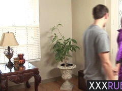 Tette grandi, Pompino, Brunetta, Pisello, Hd, Massaggio, Mamma che vorrei scoparmi, Succhiando