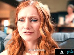 Stora tuttar, Bondage, Femdom, Lesbisk, Slick, Milf, Rödhårig, Spanking