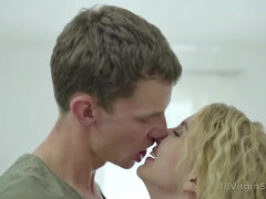 18 anni, Bionda, Coppia, Carina, Hardcore, Baciando, Ragazza, Tette