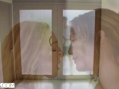 Большие сиськи, Блондинки, Семяизвержение, Сперма на лице, Секс без цензуры, Лесбиянка, Киски, Реалити