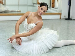 Iso perse, Iso kulli, Suihinotto, Ruskeahiuksinen, Takaapäin, Ajeltu, Lyhyt tukka