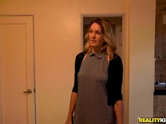 Tussi, Grosser arsch, Grosser schwanz, Blondine, Blasen, Schwanz, Pov