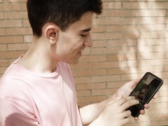 Grosser schwanz, Blasen, Gruppe, Hardcore, Hd, Küssen, Natürlichen titten, Flotter dreier