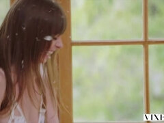 Μαύρος, Πίπα, Μελαχροινή, Συμπαθητική, Θηλυκό θηλυκό αρσενικό, Πραγματικότητα, Καβάλημα, Βυζιά