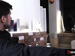 Duży tyłek, Duży kutas, Duże cycki, Blondynka, Obciąganie, Głebokie gardło, Mamuśka, Krzyczeć