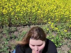 Amaterji, Debela dekleta, Velik kurac, Fafanje, Dekle drka tiča, Bradavičke, Zunaj, Joške