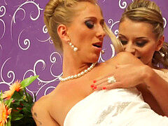 lesbian brides railing bukkake knob at gloryhole