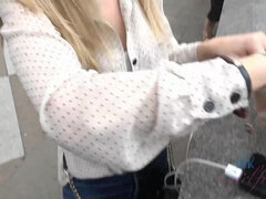 Amatør, Blondine, Pik sutte, Creme tærte, Fodjob, Kæreste, Mager, Bryster