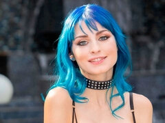 Pompino, Da dietro, Masturbazione, Piscina   biliardo, Punto di vista pov, Rasata, Calze, Ragazza