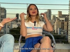 18 ans, Amateur, Sucer une bite, Branlette thaïlandaise, Timide, Adolescente, Plan cul à trois, Pute