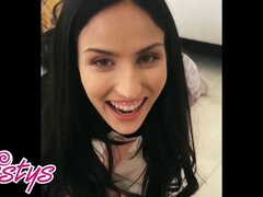 18 años, Culo, Lamer culo, Tetas grandes, Hd, Interracial, Lesbiana, Uniforme