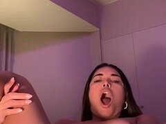 Amatør, Store bryster, Dildo, Indsættelse, Latinsk, Naturlige bryster, Orgasme, Solo