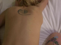 Badrum, Blondin, Avsugning, Onani, Pov, Fitta, Mager, Tuttar