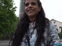 Rumpa, Baben, Brunett, Sperma shot, Tjeckisk, Europeisk, Utomhus, Liten och nätt