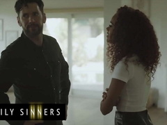 Veľké péro, Kuřba, Spermie v puse, Hlboký orál, Na psíka, Dávenie, Pička, Ponožky