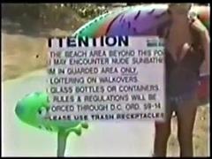 Παραλία, Μεγάλα βυζιά, Ξανθιά, Αστείος, Αυνανισμός, Θηλές, Βυζιά, Ρετρό