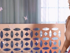 Soveværelse, Store bryster, Kysse, Slikning, Piercing, Shemale, Strapon, Våd