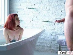 Vessa, Suihinotto, Perhe, Fetissi, Jalkafetissi, Ratsastaa, Tatuointi, Teini