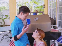 Ruskeahiuksinen, Spermashotti, Tyttöystävä, Äiti jota haluaisin panna, Punapää, Ajeltu, Äitipuoli, Kolmen kimppa