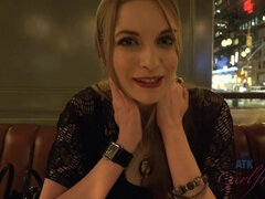 Amatööri, Blondi, Jalat, Sormetus, Paljastelu, Pillu, Strippaus, Tissit