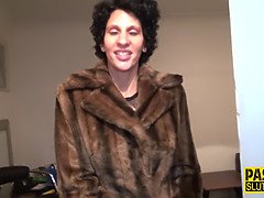 Ruskeahiuksinen, Puuma, Rankka, Alusvaatteet, Äiti jota haluaisin panna, Huutava, Sukkahousu, Lelut