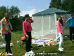 Plage, Collège université, Groupe, Piercing, Rousse roux, Tatouage