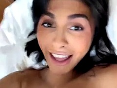 Amanda Trivizas Hot Livestream Read Description