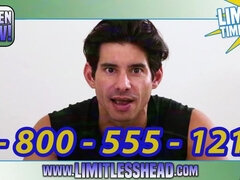 Bagved scenerne, Beskidt, Naturlige bryster, Lille kvinde