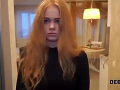 Huisgemaakt, Geld, Gezichtspunt, Realiteit, Roodharige vrouw, Ruw, Russisch, Tiener