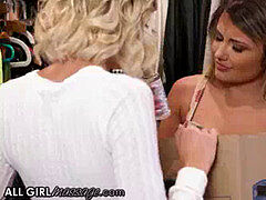 18, Vysokoškoláčka, Lesbické, Masáž, Realita, Upínateľné dildá, Hračky