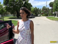 아마추어, 오랄섹스, 흑갈색 머리, 사정 샷, 야외의, 빼빼한, 청소년, 젖가슴