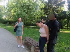 Smuk, Pik sutte, Buttet, Hd, Fængsel, Teenager, Brystknepning, Uniform