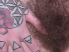 Amatéři, Tvrdé kecy, Sezeni na obličeji, Femdom, Fetiš, Vlasaté, Různé pohledy, Sólo