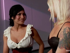 항문, 전기, 여자 지배, 모욕, 고통, 처벌, 보지, 스모킹