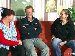 Bella grossa formosa, Grande cazzo, Tette grandi, Pompino, Gola profonda, Nonnina, Matura, Tatuaggi