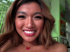 Azijci, Babe, Fafanje, Rjavolaska, Medrasni seks, Prvoosebno snemanje seksa