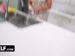 Culo grosso, Pompino, Brunetta, Da dietro, Lingerie, Masturbazione, Punto di vista pov, Figa