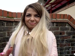 Babe, Blondinka, Fafanje, Hd, Zunaj, Prvoosebno snemanje seksa