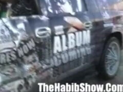 Amateur, Gros seins, Noire, Brunette brune, Énorme, Masturbation, Tatouage, Nénés